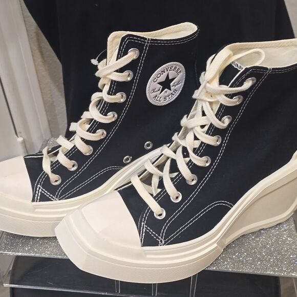 Converse Chuck 70 De Luxe High Top Wedge Platform Sneakers - Picture 13 of 16